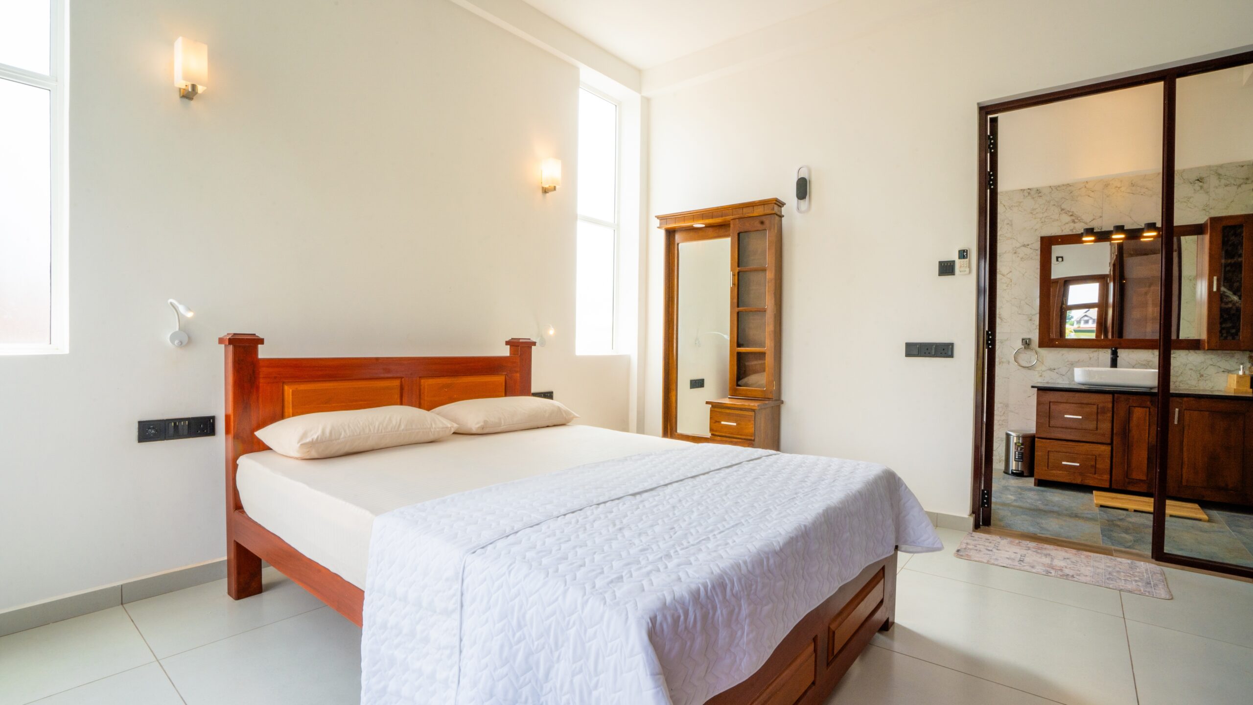 The Cozy Single Room - Image 2